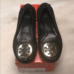 Tory Burch Reva black and gold flats